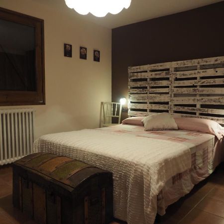 Villa Els Noguers Turisme Castellar del Riu Exterior foto